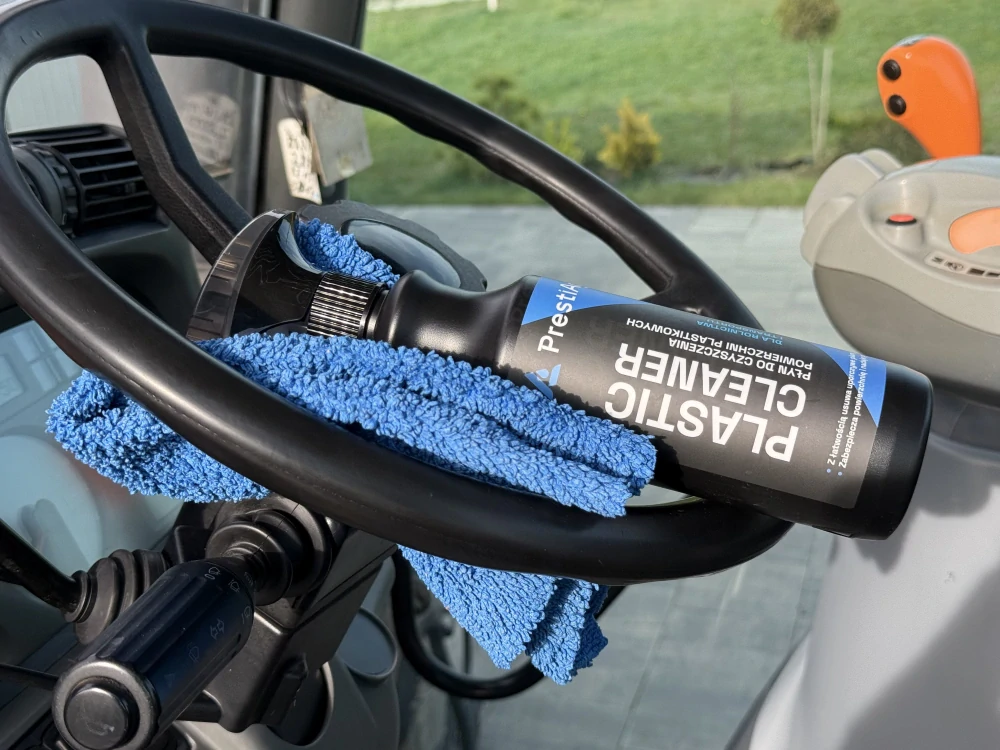 PrestiAgri Plastic Cleaner – Čistiaca kvapalina na plasty a syntetické materiály | 500 ml